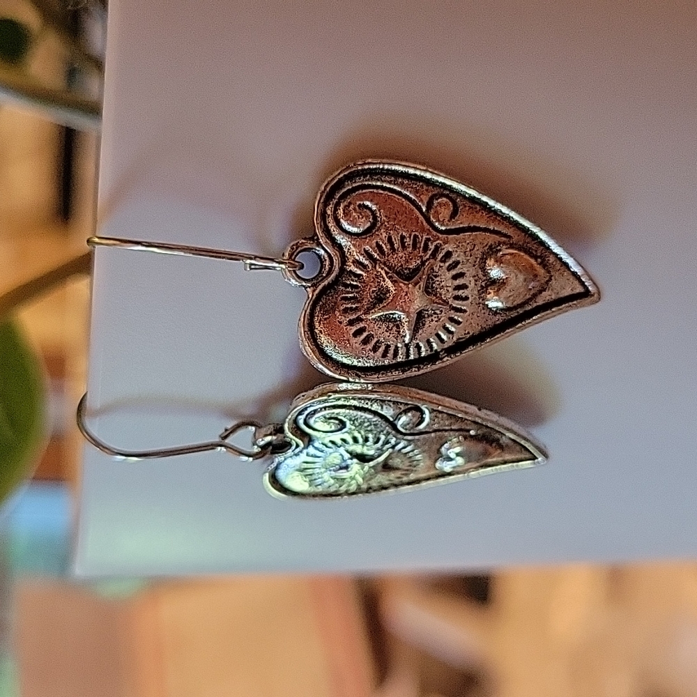 Star of my Heart Antiqued Silver Dangle Earrings - Picture 3 of 4
